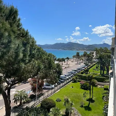 2 Pieces Avec Vue Et Parking Privative * Cannes