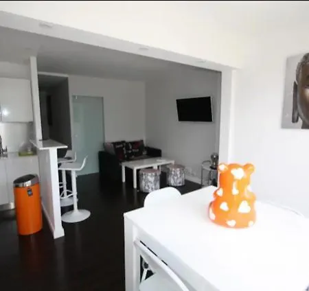Apartment 2 Pieces Avec Vue Et Parking Privative Cannes